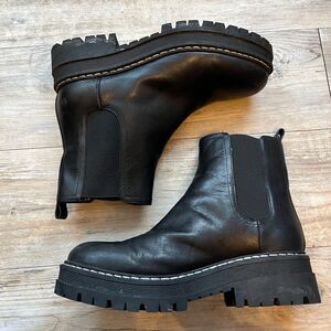 Marc Fisher Padmia Chelsea Boot Black White Stitching 8.5M Heeled Leather Chunky